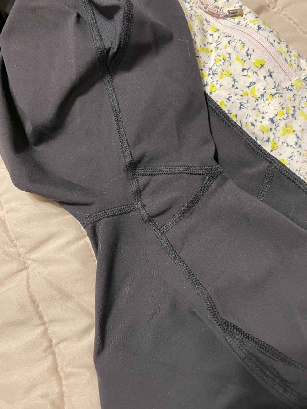 Lululemon capri length leggings - Picture 8 of 9